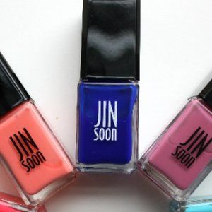 JIN SOON Nail Varnish (2 Colors Available)